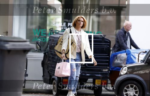 Amsterdam 4 augustus 2023
Leontien Ruiters doet boodschappen op de Cornelis schuytstraat.