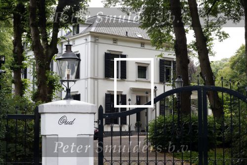 Hilversum Huizen 24 juli 2023
Linda de Mol is afgelopen nacht met Jeroen Rietbergen bij de EHBO in te ter Gooi ziekenhuis geweest . Linda heeft haar enkel gebroke en is inmiddels weer in haar huis.
