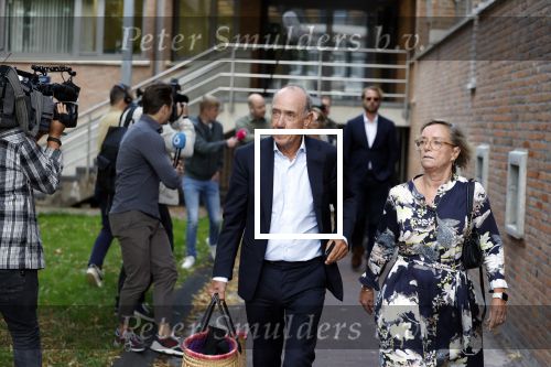 Assen 25 juli 2023
Rechtszaak Thijs Romer in de rechtbank van Assen Zijn moeder vader  Peter Romer en stiefmoeder kwamen met hem mee. Zijn advocaat is Wikke Monster