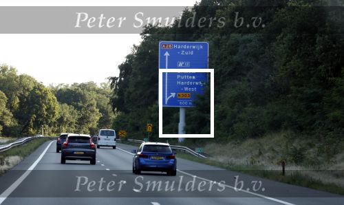 Assen 25 juli 2023
Rechtszaak Thijs Romer in de rechtbank van Assen Zijn moeder vader  Peter Romer en stiefmoeder kwamen met hem mee. Zijn advocaat is Wikke Monster