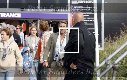 Zandvoort 26 augustus 2023
Koning Willem Alexander en prinses Amalia bij de training van de GP F1 op Zandvoort.
Prins Maurits en Prinses Marilene met hun kinderen