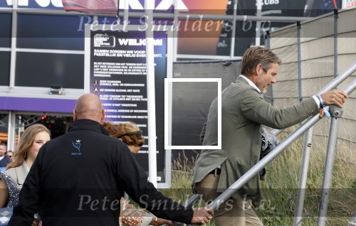 Zandvoort 26 augustus 2023
Koning Willem Alexander en prinses Amalia bij de training van de GP F1 op Zandvoort.
Prins Maurits en Prinses Marilene met hun kinderen