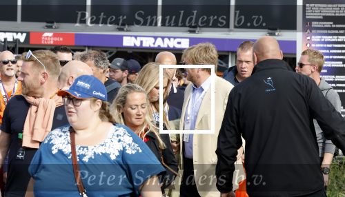 Zandvoort 26 augustus 2023
Koning Willem Alexander en prinses Amalia bij de training van de GP F1 op Zandvoort.