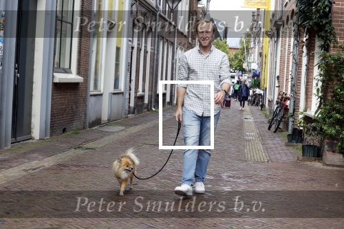 Haarlem 3 augustus 2023
Raymond Mens met zijn hond in het centrum van Haarlem .