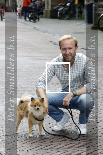 Haarlem 3 augustus 2023
Raymond Mens met zijn hond in het centrum van Haarlem .