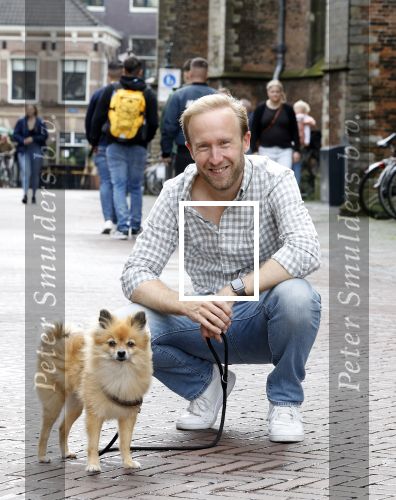 Haarlem 3 augustus 2023
Raymond Mens met zijn hond in het centrum van Haarlem .
