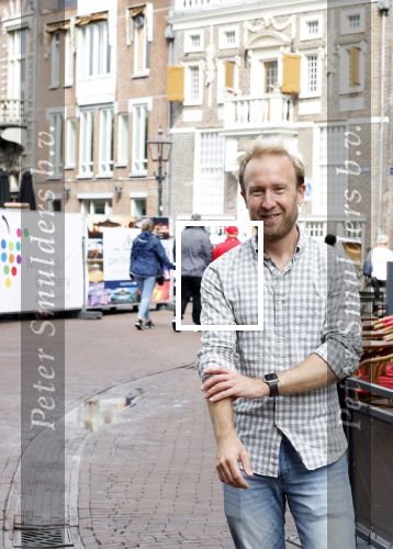 Haarlem 3 augustus 2023
Raymond Mens met zijn hond in het centrum van Haarlem .