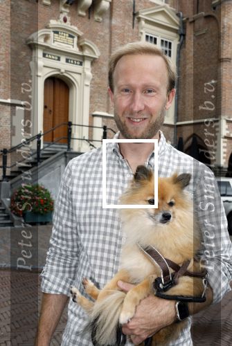 Haarlem 3 augustus 2023
Raymond Mens met zijn hond in het centrum van Haarlem .