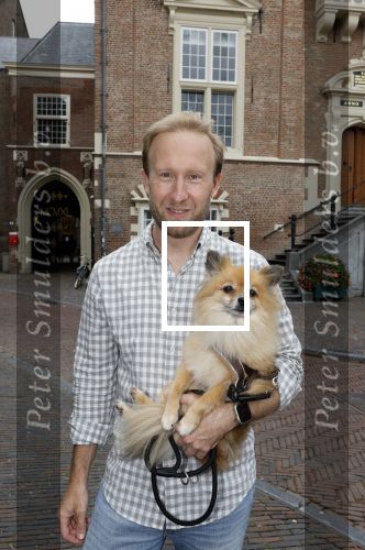 Haarlem 3 augustus 2023
Raymond Mens met zijn hond in het centrum van Haarlem .