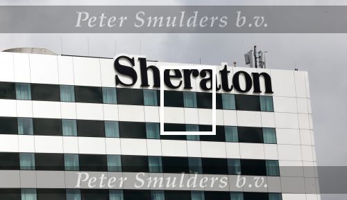 Schiphol 1 augustus 2023
Vakantie drukte op Schiphol. Sheraton hotel