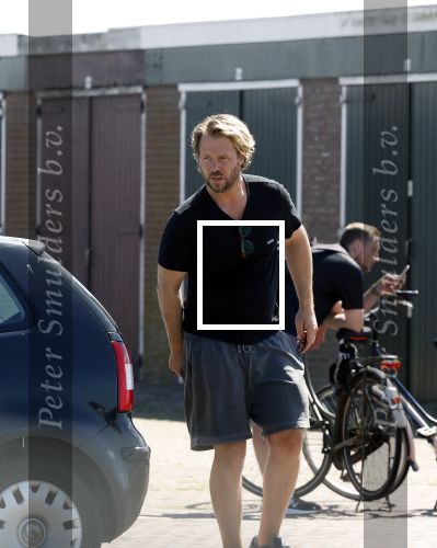 Zuiderwoude Marken 20 augustus 2023
Thijs Romer rijdt in zijn volkswagen Polo van zijn huis naar de Albert Heijn om boodschappen te doen .