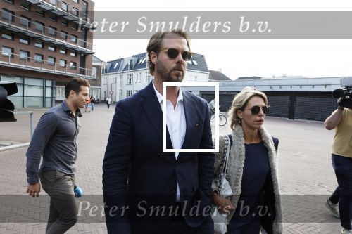 Assen 25 juli 2023
Rechtszaak Thijs Romer in de rechtbank van Assen Zijn moeder vader  Peter Romer en stiefmoeder kwamen met hem mee. Zijn advocaat is Wikke Monster