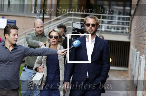 Assen 25 juli 2023
Rechtszaak Thijs Romer in de rechtbank van Assen Zijn moeder vader  Peter Romer en stiefmoeder kwamen met hem mee. Zijn advocaat is Wikke Monster