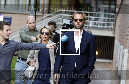 Assen 25 juli 2023
Rechtszaak Thijs Romer in de rechtbank van Assen Zijn moeder vader  Peter Romer en stiefmoeder kwamen met hem mee. Zijn advocaat is Wikke Monster