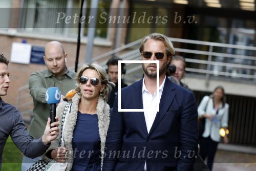 Assen 25 juli 2023
Rechtszaak Thijs Romer in de rechtbank van Assen Zijn moeder vader  Peter Romer en stiefmoeder kwamen met hem mee. Zijn advocaat is Wikke Monster