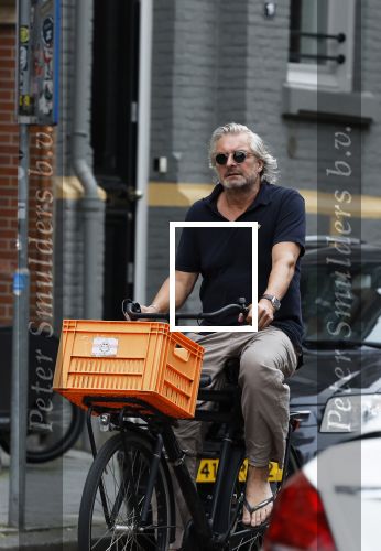 Amsterdam 24 juli 2023
Victor Reinier op zijn fiets in Amsterdam zuid.