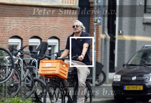 Amsterdam 24 juli 2023
Victor Reinier op zijn fiets in Amsterdam zuid.