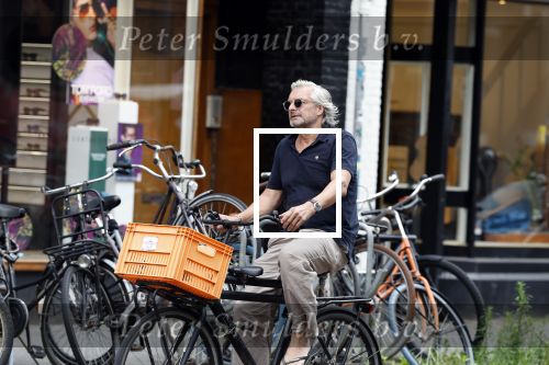 Amsterdam 24 juli 2023
Victor Reinier op zijn fiets in Amsterdam zuid.