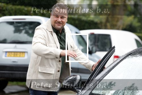 Prinsenbeek 31 juli 2023
Wesly Bronkhorst stapt in zijn auto . Wesly heeft momenteel een dikke nummer 1 hit met het liedje Amalia