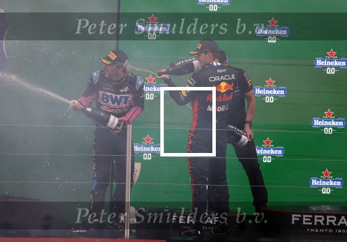Winnaar Max Verstappen 2 Fernando Alonso en 3 Pierre Gasly Prins Bernhard Jr.