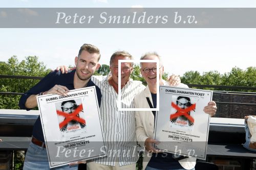 Amsterdam 7 augustus 2024
Borrel Jesus Crist superstar in het pillows hotel.
Aanwezig oa Albert Verlinde Lucas Hamming Jeangu Macrooy en Alex Klaassen .