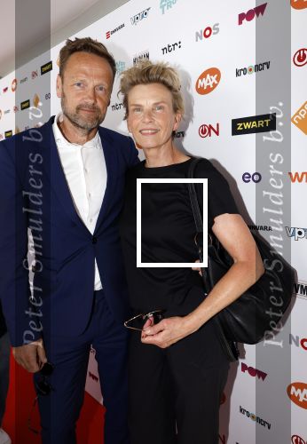 Hilversum 27 augustus 2024
Winter presentatie NPO in studio 21 op het mediapark. Anita Witzier kwam met haar man