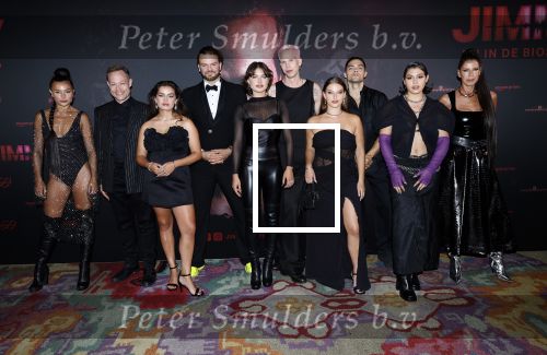 Amsterdam 16 augustus 204
Premiere Jimmy in Tuschinski. Cast Jimmy met oa Peter Paul Mulligen Isa Hoes en Thijs Boermans