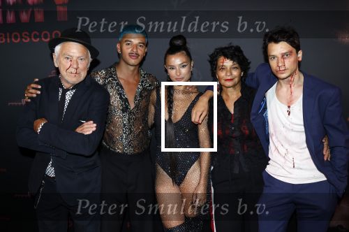 Amsterdam 16 augustus 204
Premiere Jimmy in Tuschinski. Charlie Chan Dagelet kwam met partner en ouders