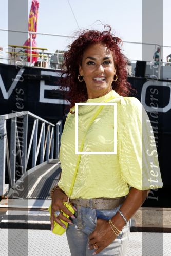 Amsterdam 31 augustus 2024
50 jaar Radio Veronica op het veronica schip.
Aanwezig oa Tineke de Nooij Wil Luikinga Adje Roland Erik de Zwart Ben Cramer Chimene v Oosterhout Manuela Kemp en haar man Tjerk Lammers .