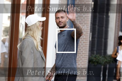 Amsterdam 8 augustus 2024
Dave Roelvink en zijn nieuwe vriendin Marijn Kuipers op de pc hooftstraat bij Dave zijn appartement .