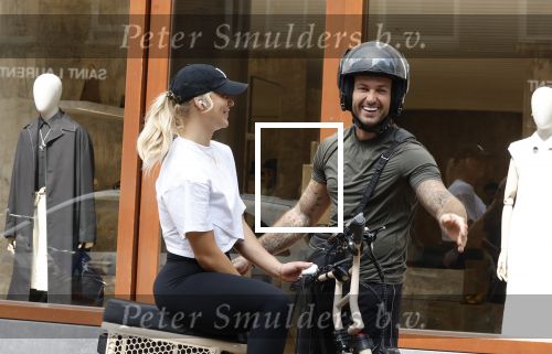 Amsterdam 15 augustus 2024
Dave Roelvink en zijn nieuwe vriendin Marijn Kuipers op de pc hooftstraat .