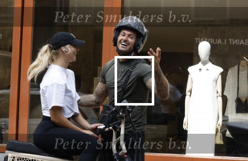 Amsterdam 15 augustus 2024
Dave Roelvink en zijn nieuwe vriendin Marijn Kuipers op de pc hooftstraat .