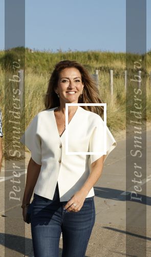Scheveningen 27 augustus 2024
Afscheids feestje van Mark Rutte bij strandtent Culpepper. Dilan Yesilgoz met haar man en beveiliging