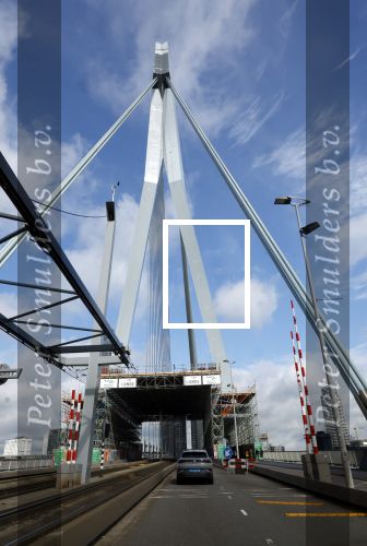 Rotterdam 16 juli 2024
De erasmusbrug wordt aan gewerkt.