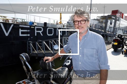 Amsterdam 31 augustus 2024
50 jaar Radio Veronica op het veronica schip.
Aanwezig oa Tineke de Nooij Wil Luikinga Adje Roland Erik de Zwart Ben Cramer Chimene v Oosterhout Manuela Kemp en haar man Tjerk Lammers .