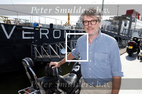Amsterdam 31 augustus 2024
50 jaar Radio Veronica op het veronica schip.
Aanwezig oa Tineke de Nooij Wil Luikinga Adje Roland Erik de Zwart Ben Cramer Chimene v Oosterhout Manuela Kemp en haar man Tjerk Lammers .