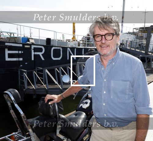 Amsterdam 31 augustus 2024
50 jaar Radio Veronica op het veronica schip.
Aanwezig oa Tineke de Nooij Wil Luikinga Adje Roland Erik de Zwart Ben Cramer Chimene v Oosterhout Manuela Kemp en haar man Tjerk Lammers .