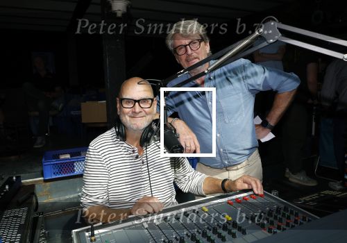 Amsterdam 31 augustus 2024
50 jaar Radio Veronica op het veronica schip.
Aanwezig oa Tineke de Nooij Wil Luikinga Adje Roland Erik de Zwart Ben Cramer Chimene v Oosterhout Manuela Kemp en haar man Tjerk Lammers . Erik de Zwart en Leo v d Goot