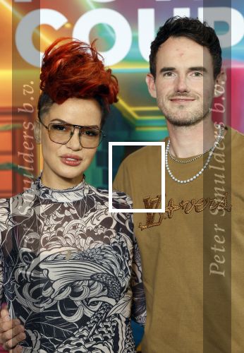 Amsterdam 21 augustus 2024
Presentatie Power Couple . De bekende koppels die mee doen aan het programma zijn: Djamila & Johannes, Eva & Sebastiaan, Laura & Ryan, Naomi & Quentin, Annebel & Rene, Michelle & Roy en Vonneke & Davinio. Monica Geuze en Valerio Zeno. Eva Simons met haar man