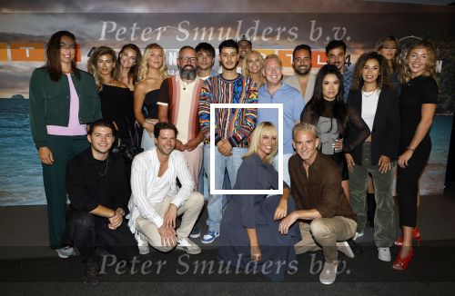 Hilversum 23 augustus 2024
Presentatie deelnemers expeditie Robinson 2024 . De presentatoren zijn Art Rooijakers en Nicolette Kluijver .
De deelnemers zijn Nouchka Fontijn Ymre Stiekema Vincent Visser Thomas v d Vlugt Hamza Othman Kimmylien Nguyen Jamie Kames Julie Reinders Ramon Brugman Joy v Swieten Billy Dans Ellemieke Vermolen Rikkie Kolle Ouassima Tajmout  Marijn Kuipers Farja Farvardin (FawryNotSawry) Kiran Badloe  en Timor Steffens