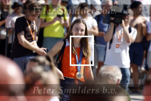 Scheveningen 12 augustus 2024
Aankomst olympische sporters in scheveningen . Humberto Tan presenteert het programma. Femke Bol