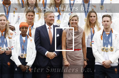 Den Haag 13 augustus 2024
Alle medaillewinnaars bij de olympische spelen op bezoek bij Koning Willem Alexander en Koningin Maxima op huis ten Bosch . oa aanwezig Femke Bol Sifan hassan Harrie Lavreysen Sharon v Rouwendaal Worthy de Jong Marit Bouwmeester Roy v d Berg de Hockey heren de hockey dames en alle roeiers.