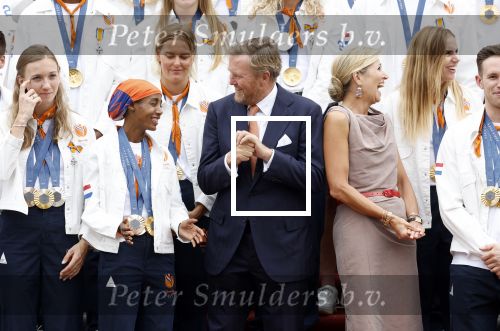 Den Haag 13 augustus 2024
Alle medaillewinnaars bij de olympische spelen op bezoek bij Koning Willem Alexander en Koningin Maxima op huis ten Bosch . oa aanwezig Femke Bol Sifan hassan Harrie Lavreysen Sharon v Rouwendaal Worthy de Jong Marit Bouwmeester Roy v d Berg de Hockey heren de hockey dames en alle roeiers.