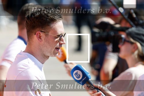 Scheveningen 12 augustus 2024
Aankomst olympische sporters in scheveningen . Humberto Tan presenteert het programma..
Harrie Lavreysen