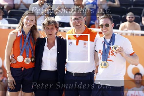 Scheveningen 12 augustus 2024
Aankomst olympische sporters in scheveningen . Humberto Tan presenteert het programma..
Harrie Lavreysen en Femke Bol