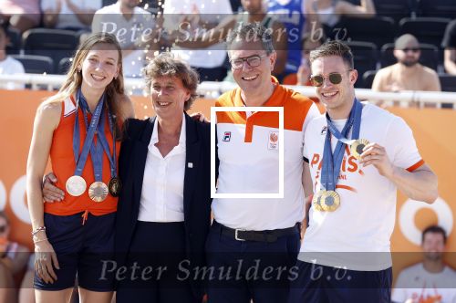 Scheveningen 12 augustus 2024
Aankomst olympische sporters in scheveningen . Humberto Tan presenteert het programma..
Harrie Lavreysen en Femke Bol