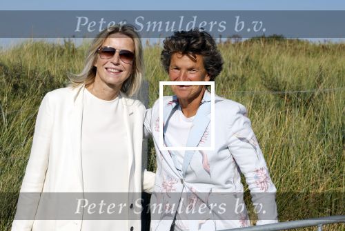 Scheveningen 27 augustus 2024
Afscheids feestje van Mark Rutte bij strandtent Culpepper. Kasja Ollongren met partner Irene v d Brekel