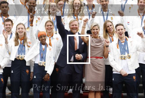 Den Haag 13 augustus 2024
Alle medaillewinnaars bij de olympische spelen op bezoek bij Koning Willem Alexander en Koningin Maxima op huis ten Bosch . oa aanwezig Femke Bol Sifan hassan Harrie Lavreysen Sharon v Rouwendaal Worthy de Jong Marit Bouwmeester Roy v d Berg de Hockey heren de hockey dames en alle roeiers.