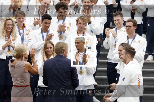 Den Haag 13 augustus 2024
Alle medaillewinnaars bij de olympische spelen op bezoek bij Koning Willem Alexander en Koningin Maxima op huis ten Bosch . oa aanwezig Femke Bol Sifan hassan Harrie Lavreysen Sharon v Rouwendaal Worthy de Jong Marit Bouwmeester Roy v d Berg de Hockey heren de hockey dames en alle roeiers.