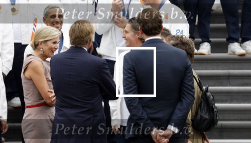 Den Haag 13 augustus 2024
Alle medaillewinnaars bij de olympische spelen op bezoek bij Koning Willem Alexander en Koningin Maxima op huis ten Bosch . oa aanwezig Femke Bol Sifan hassan Harrie Lavreysen Sharon v Rouwendaal Worthy de Jong Marit Bouwmeester Roy v d Berg de Hockey heren de hockey dames en alle roeiers.